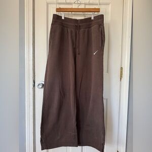 Women’s Nike Phoenix Fleece Wide-leg Sweatpants